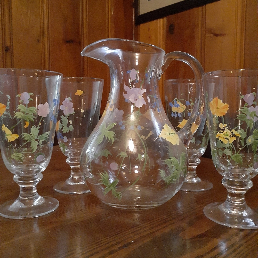 Pitcher set
